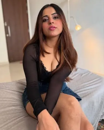 Shalini Pandey